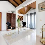 Apartament And Preka *