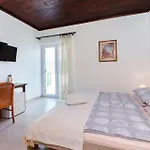 And Preka Apartament Rab Town