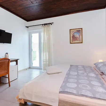 And Preka Appartement Rab Town