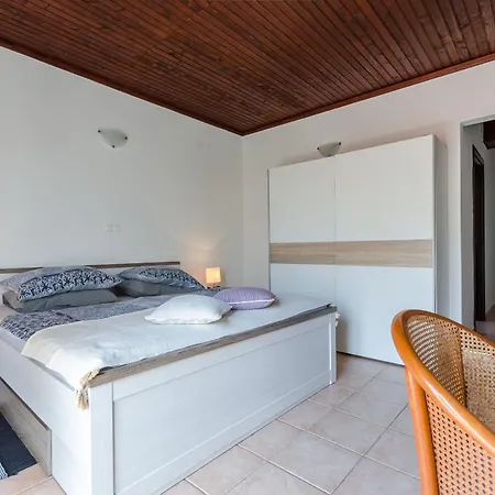 Appartement And Preka