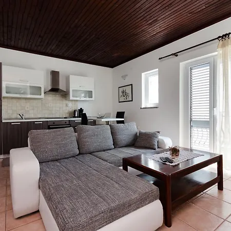 And Preka Appartement Rab Town