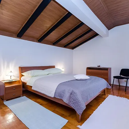 Appartement And Preka