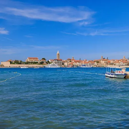 And Preka Apartamento Rab Town